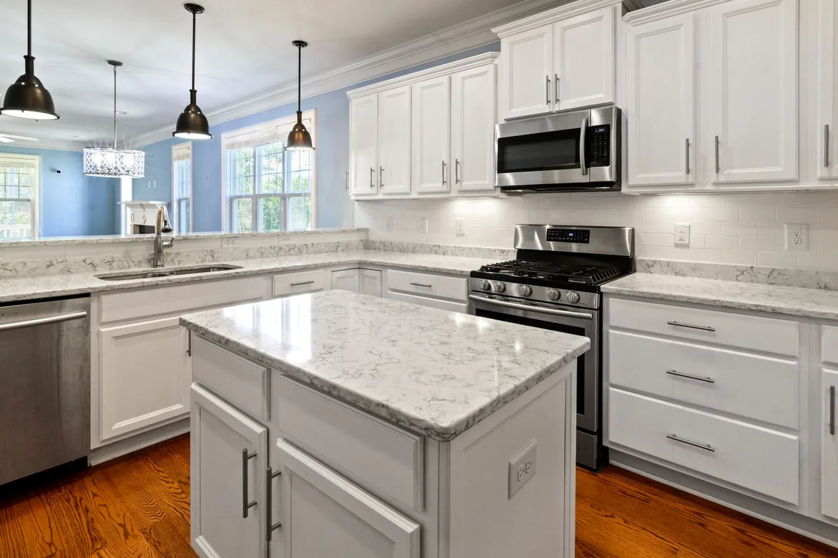 Filth & Squalor Cleanup in Massapequa, NY